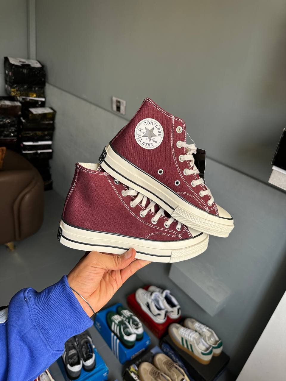 Converse
