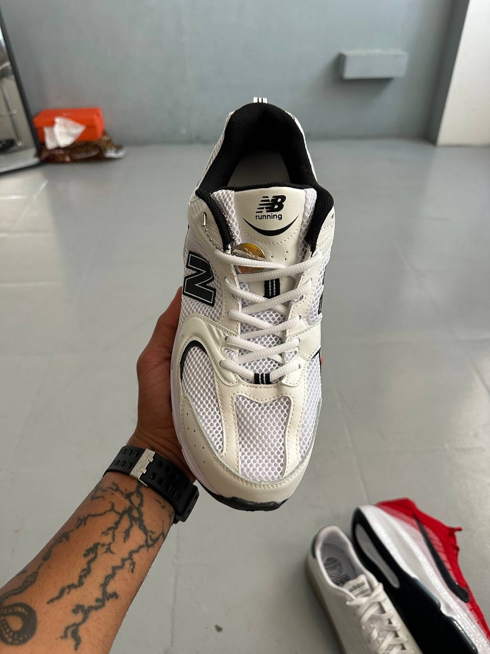 Big Size Sneakers
