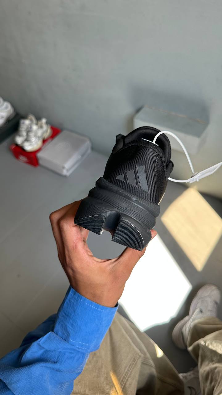 adidas Adistar 3