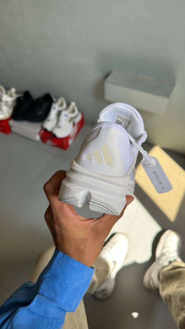 adidas Adistar 3